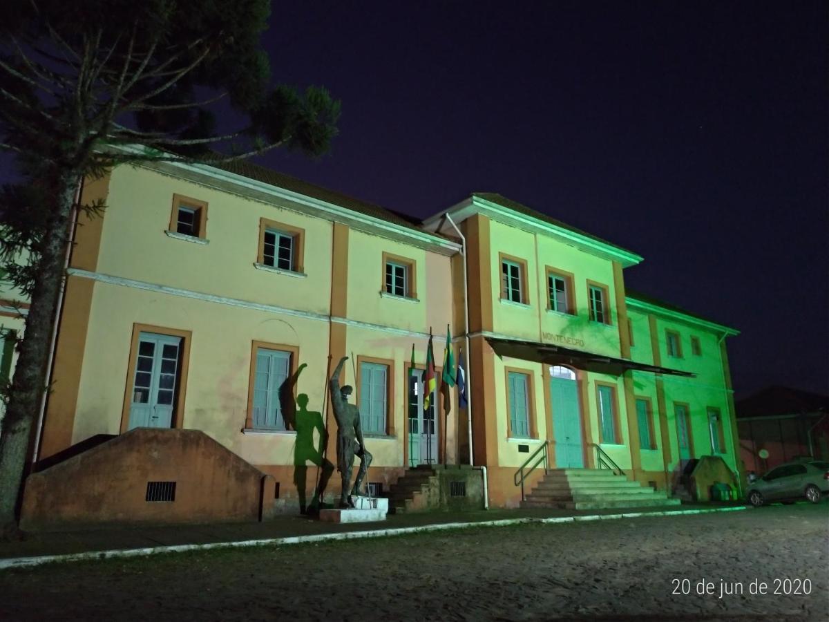 Ap 2 Dormitorios Novo Em Montenegro Edif Malta 302 Buitenkant foto
